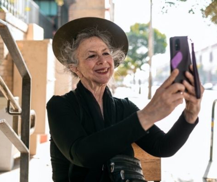 How to Be Positive, Be Present.