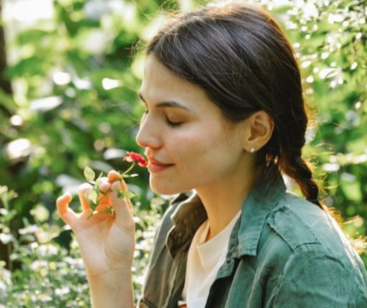 Aromatherapy: The Fragrant Path to Mindfulness