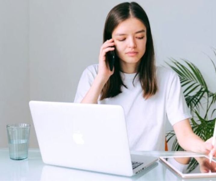 Building relationships through effective communication 