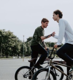 Bridging the Miles: Tips to Strengthen Long-Distance Friendships